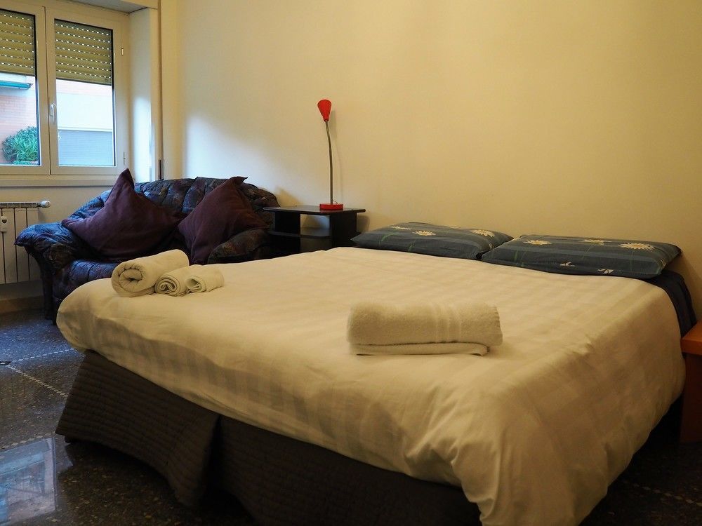 Roma Talenti Breme B&B Buitenkant foto