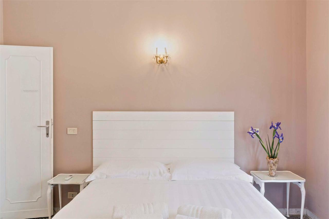 Roma Talenti Breme B&B Buitenkant foto