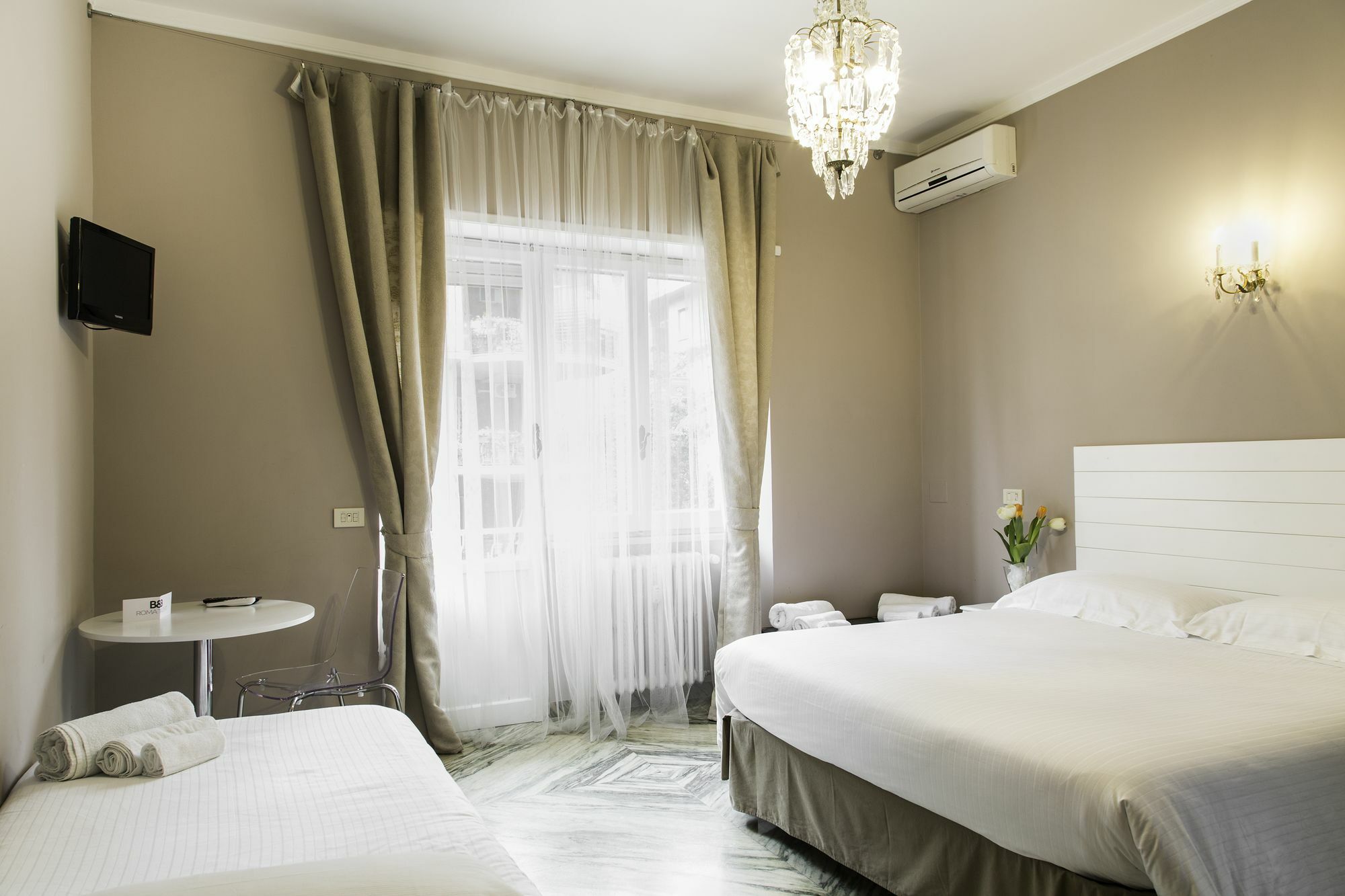 Roma Talenti Breme B&B Buitenkant foto