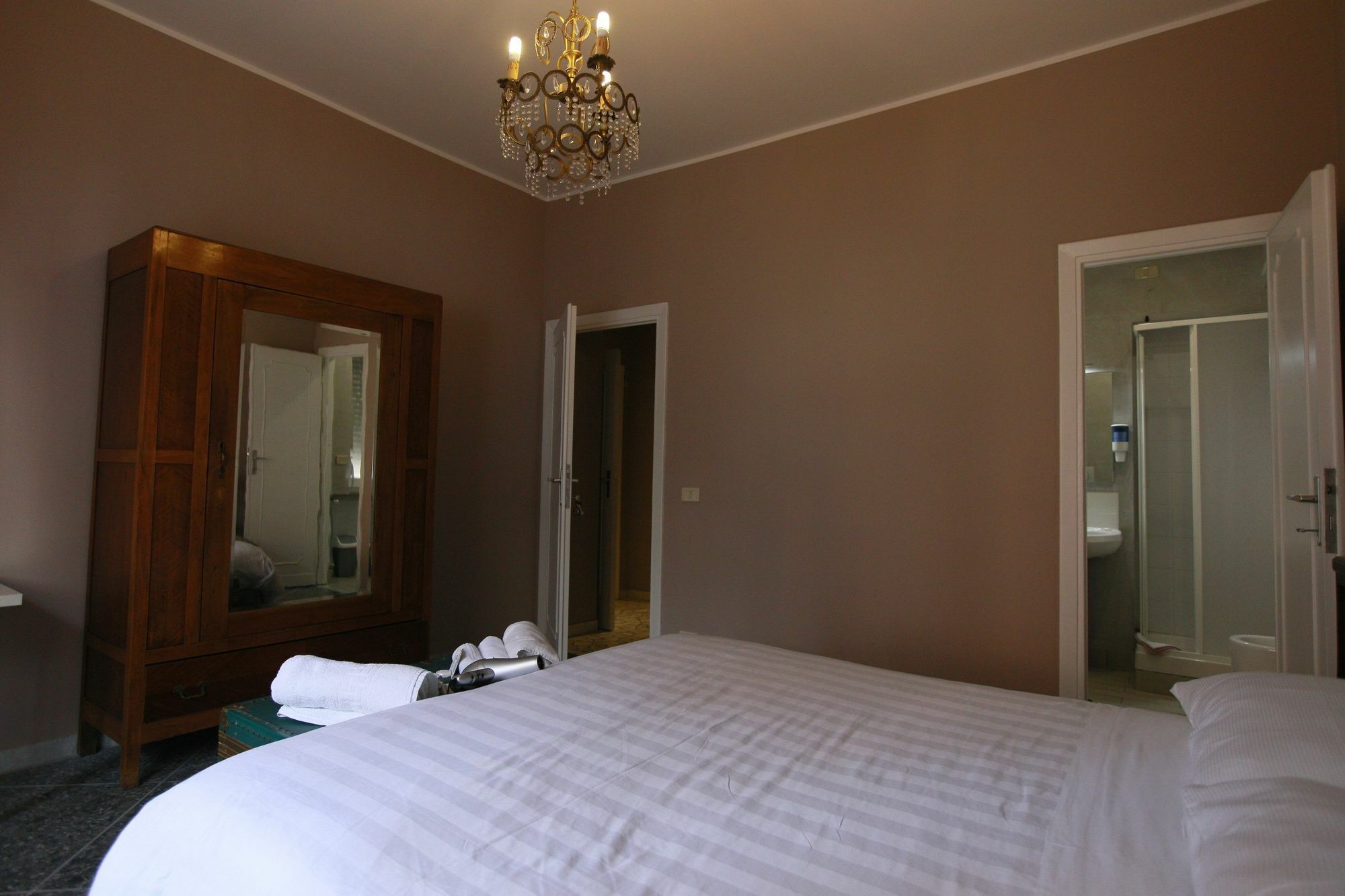 Roma Talenti Breme B&B Buitenkant foto